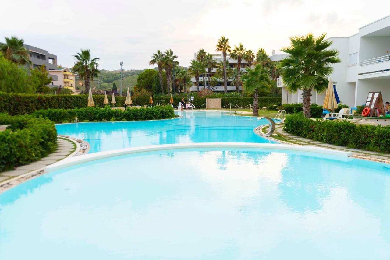 Seapark Spa Resort Giulianova Eksteriør billede