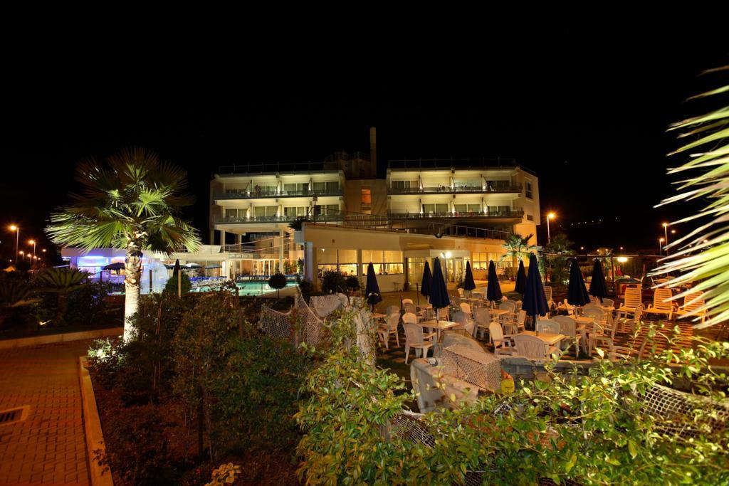 Seapark Spa Resort Giulianova Eksteriør billede